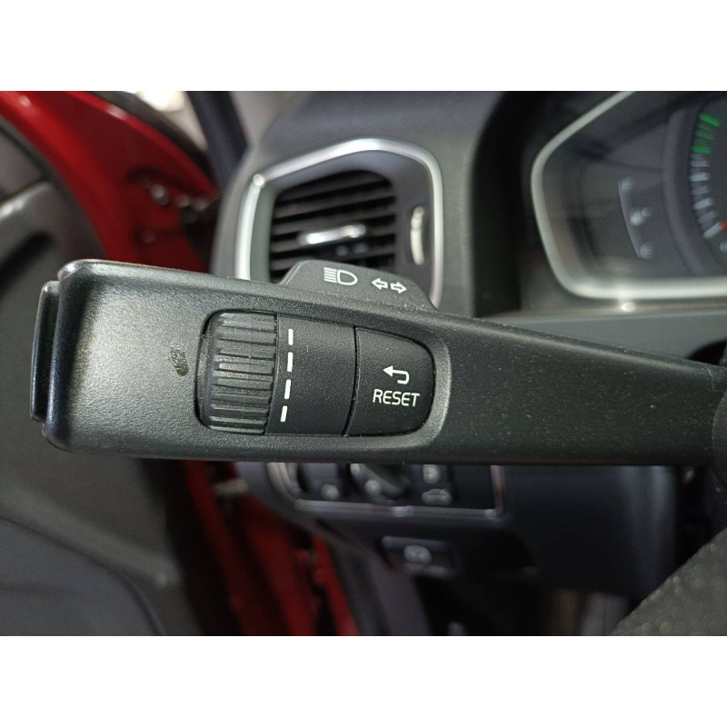 Recambio de mando intermitentes para volvo v60 kombi kinetic referencia OEM IAM   