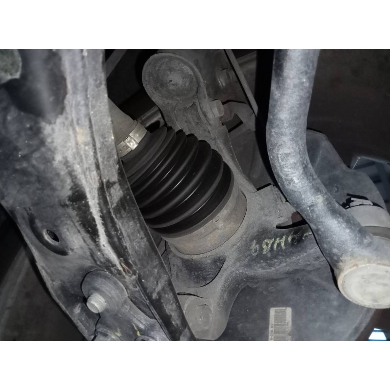 Recambio de mangueta delantera derecha para hyundai ix35 style awd referencia OEM IAM   