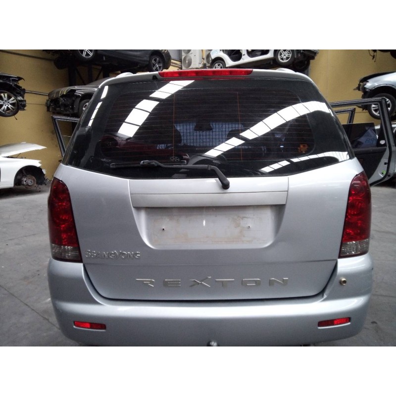 Recambio de porton trasero para ssangyong rexton rx 270 plus / 270 xdi plus referencia OEM IAM   