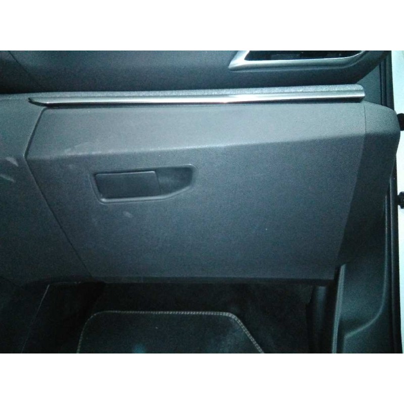 Recambio de guantera para peugeot 3008 gt line referencia OEM IAM   