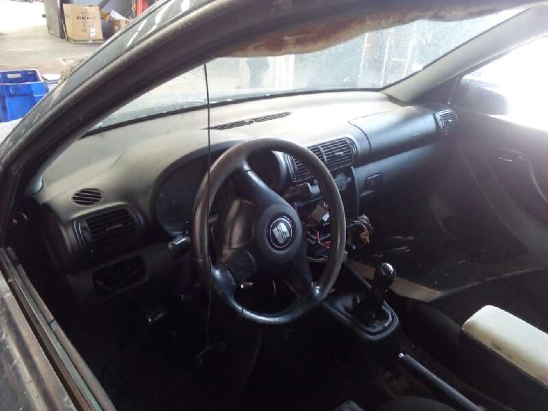 seat leon (1m1) del año 2001