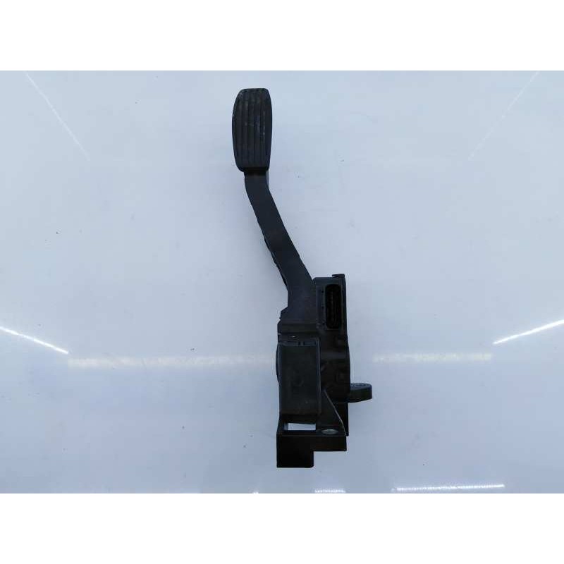 Recambio de pedal acelerador para iveco daily caja cerrada (2019 =>..) 35s referencia OEM IAM 5801333490  