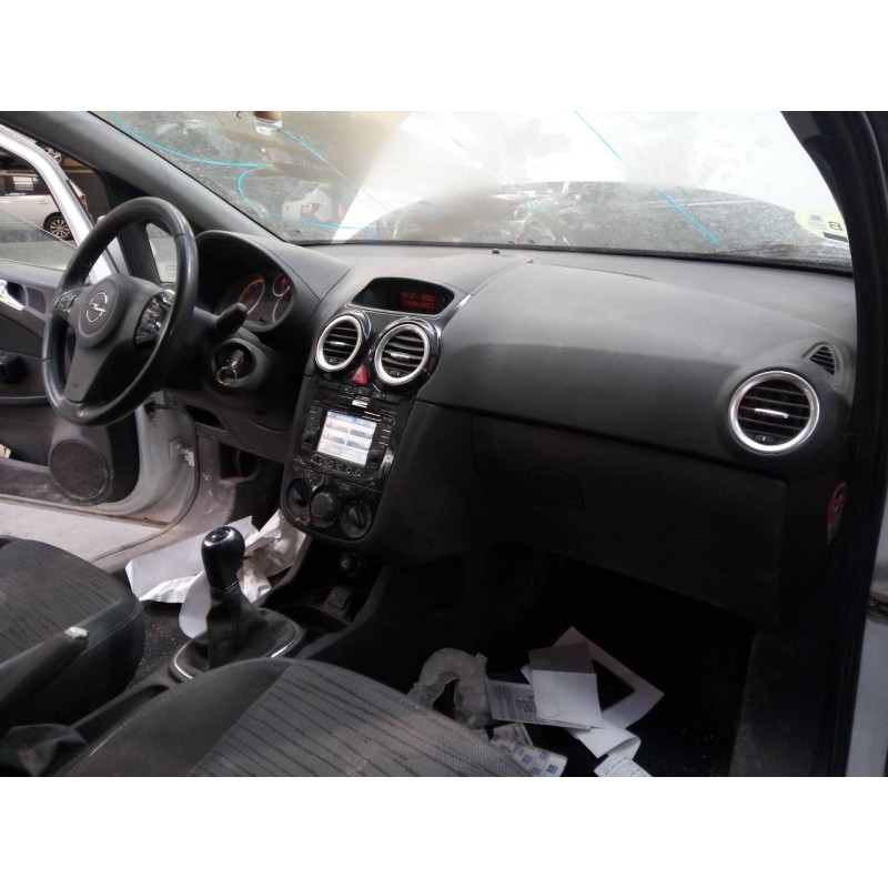 Recambio de salpicadero para opel corsa d selective referencia OEM IAM   