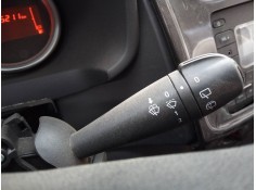 Recambio de mando limpia para dacia sandero stepway ambiance referencia OEM IAM   