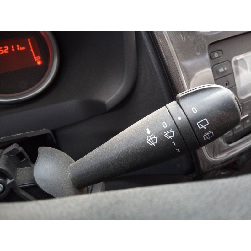 Recambio de mando limpia para dacia sandero stepway ambiance referencia OEM IAM   