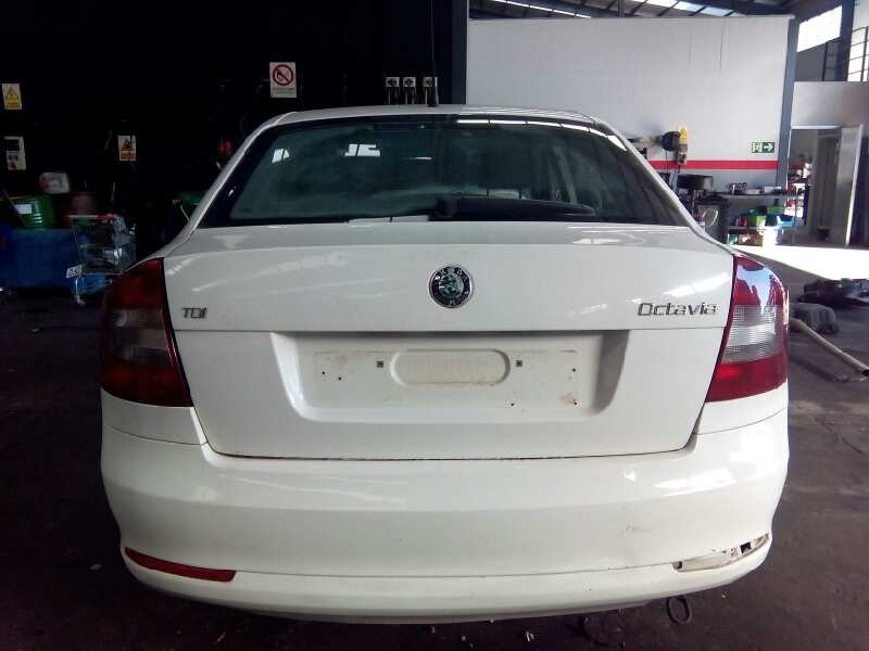 skoda octavia berlina (1z3) del año 2010