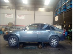 volvo s40 berlina del año 2005