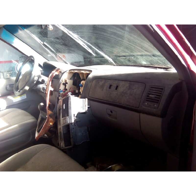 kia carnival ii del año 2001