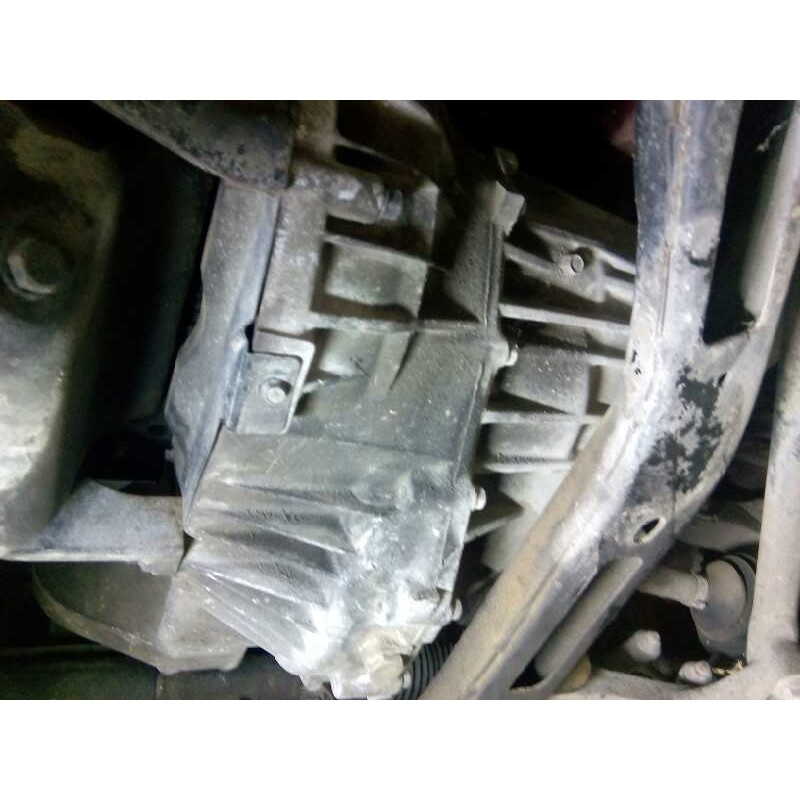 kia carnival ii del año 2001