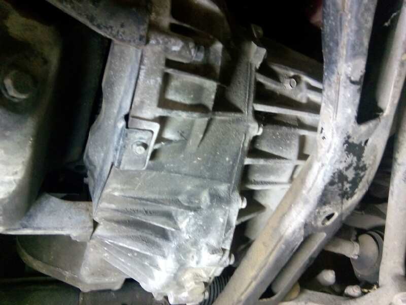 kia carnival ii del año 2001