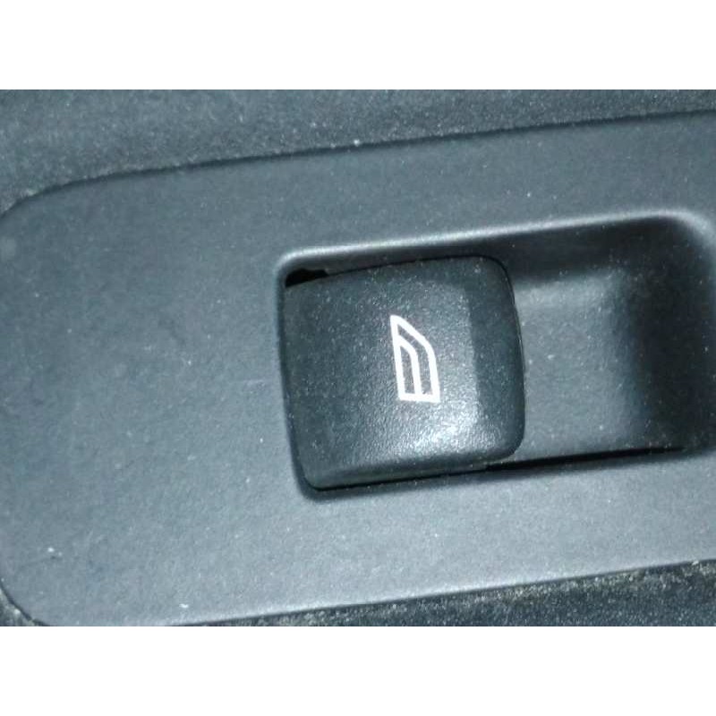 Recambio de mando elevalunas trasero izquierdo para volvo v40 momentum referencia OEM IAM   