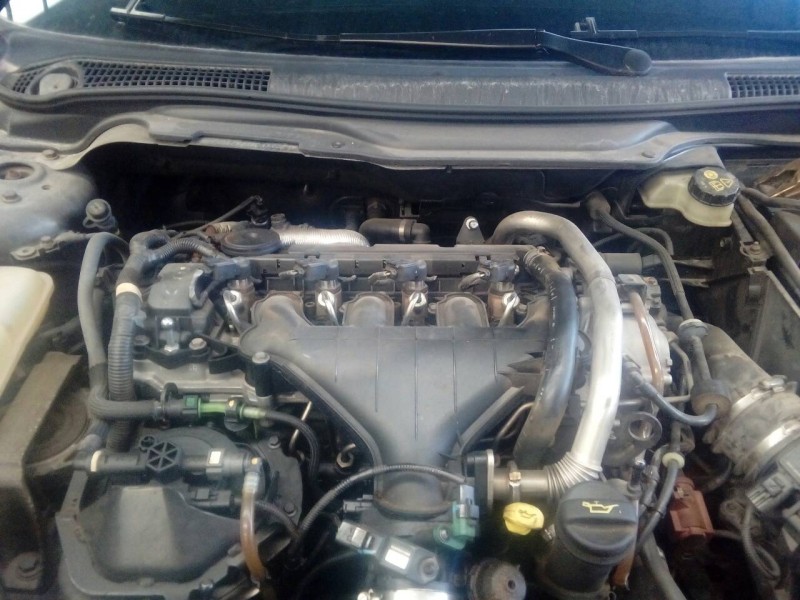 volvo s40 berlina del año 2005