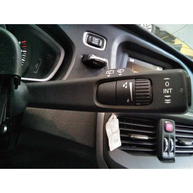 Recambio de mando limpia para volvo v40 momentum referencia OEM IAM   