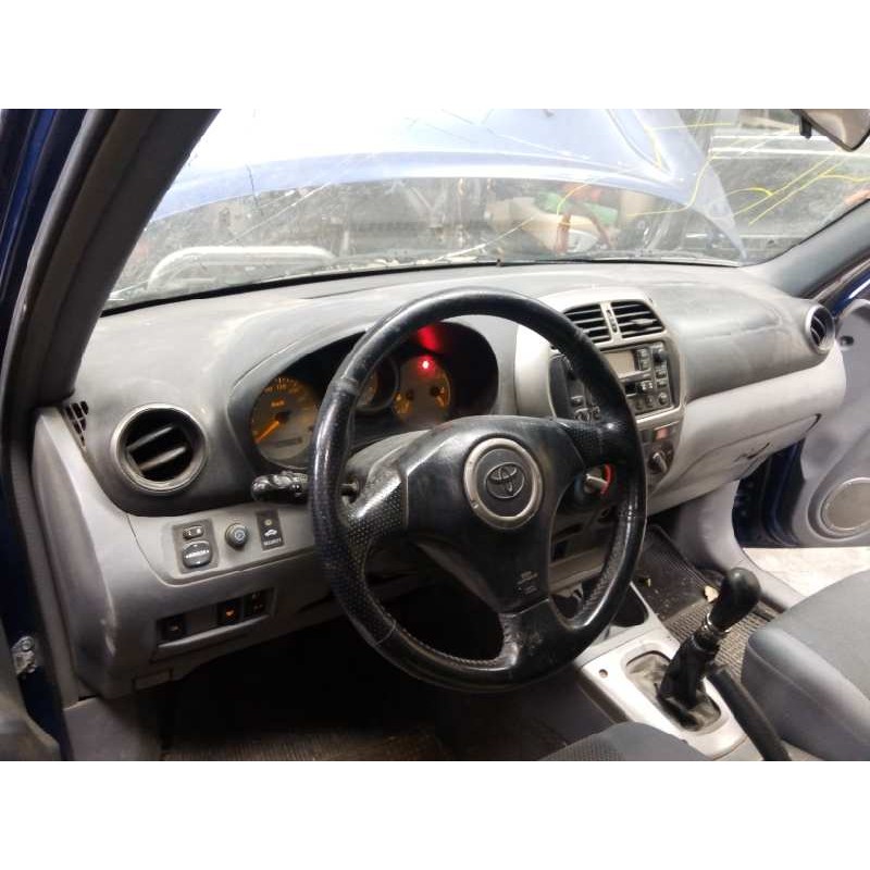 toyota rav 4 (a2) del año 2003