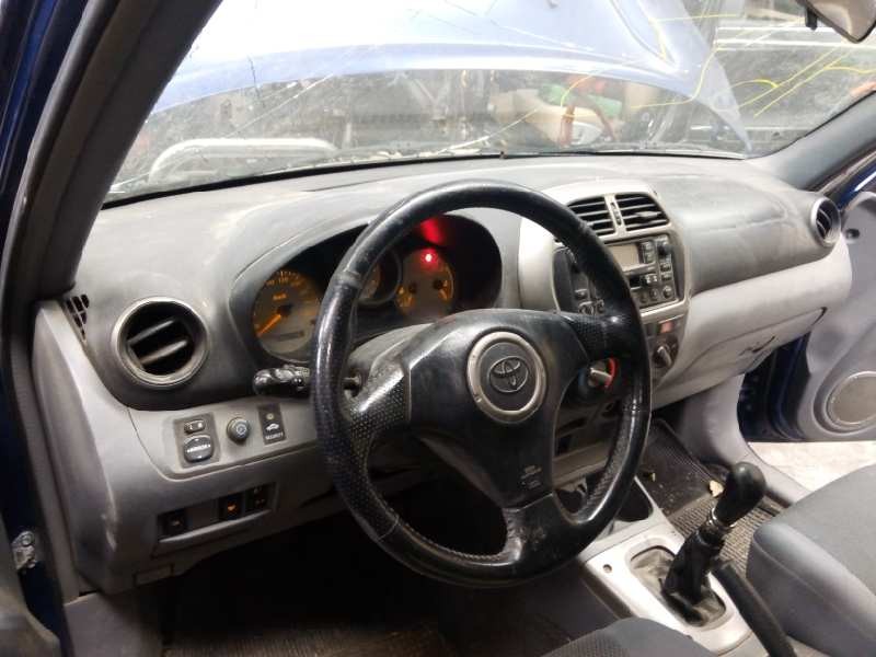 toyota rav 4 (a2) del año 2003