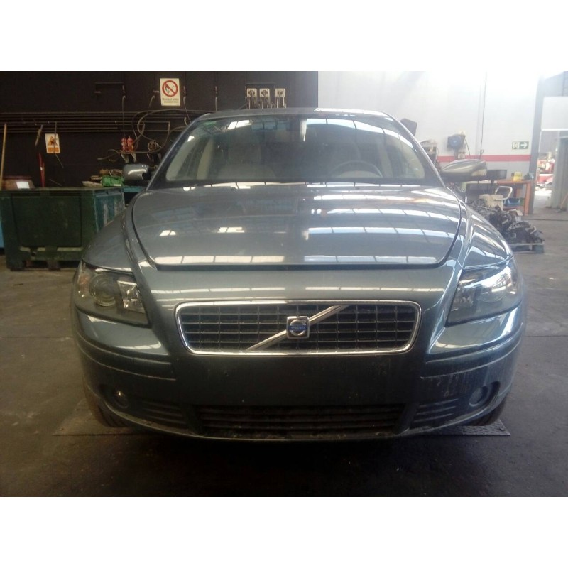 volvo s40 berlina del año 2005