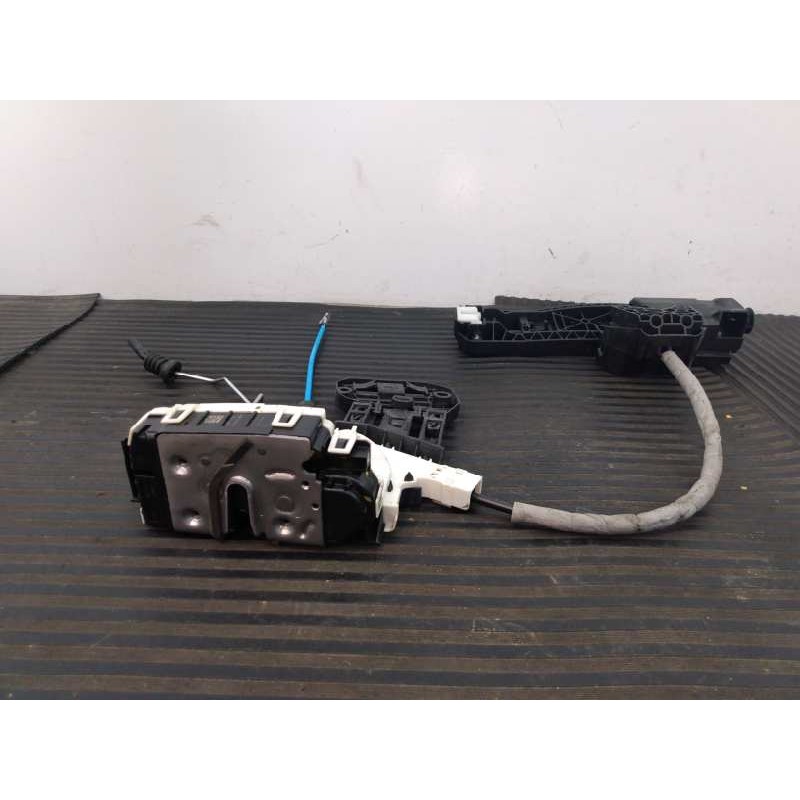 Recambio de cerradura puerta delantera derecha para mercedes clase a (w176) referencia OEM IAM 0004453858  