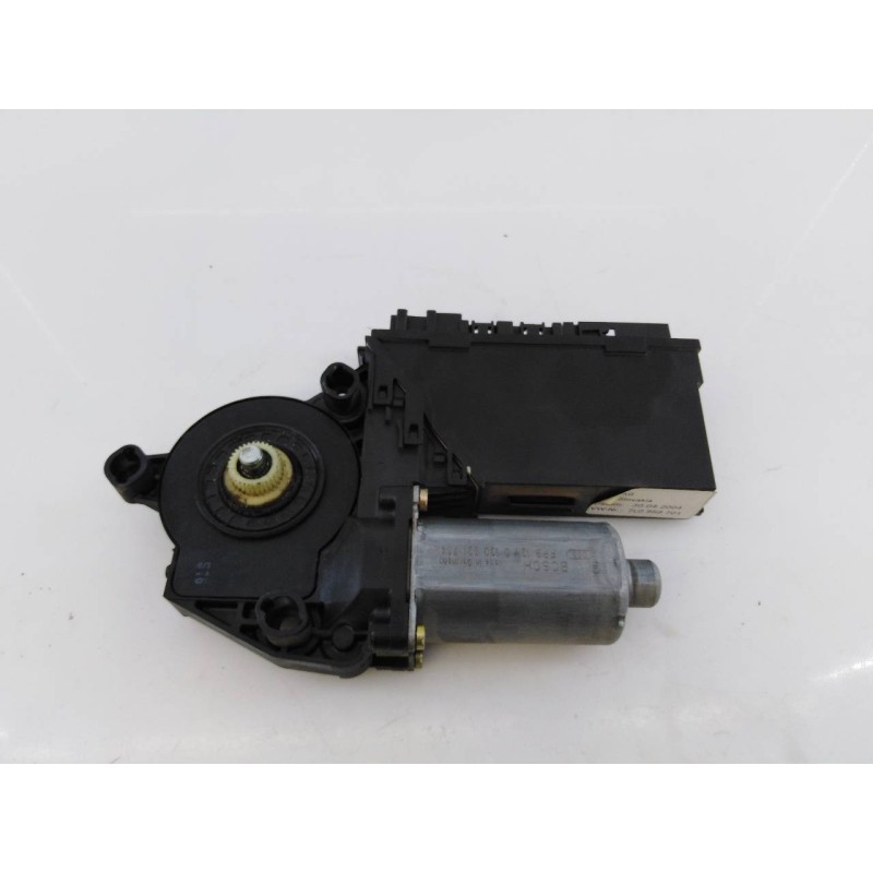 Recambio de motor elevalunas delantero izquierdo para volkswagen touareg (7la) tdi r5 referencia OEM IAM 3D1959793 7L0959701 