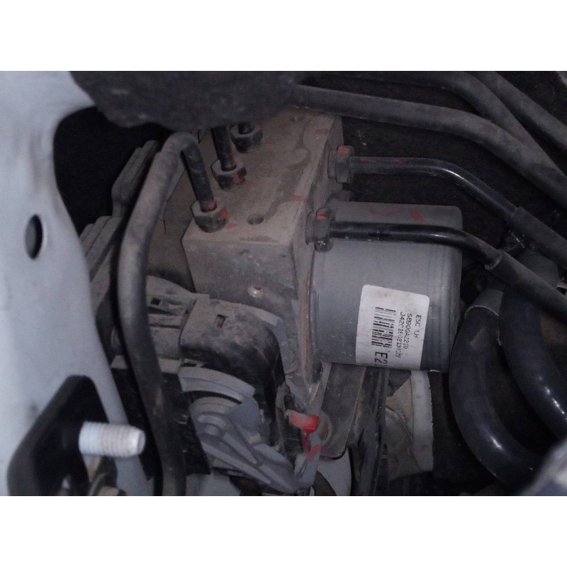 Recambio de abs para kia cee´d drive referencia OEM IAM 58900A2210  