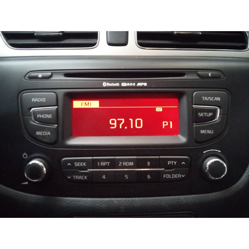 Recambio de sistema audio / radio cd para kia cee´d drive referencia OEM IAM   