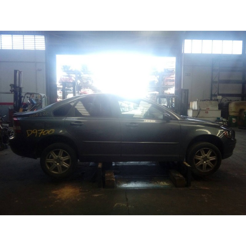 volvo s40 berlina del año 2005