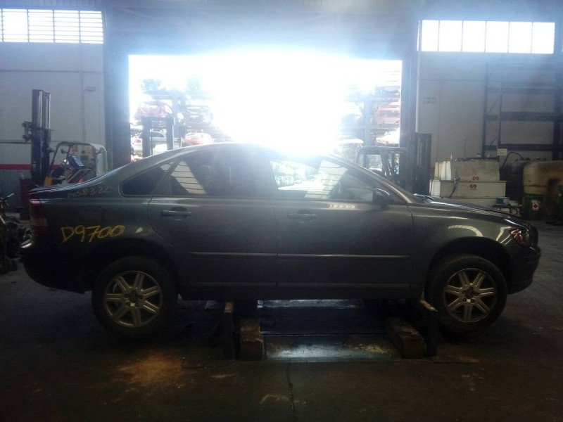 volvo s40 berlina del año 2005