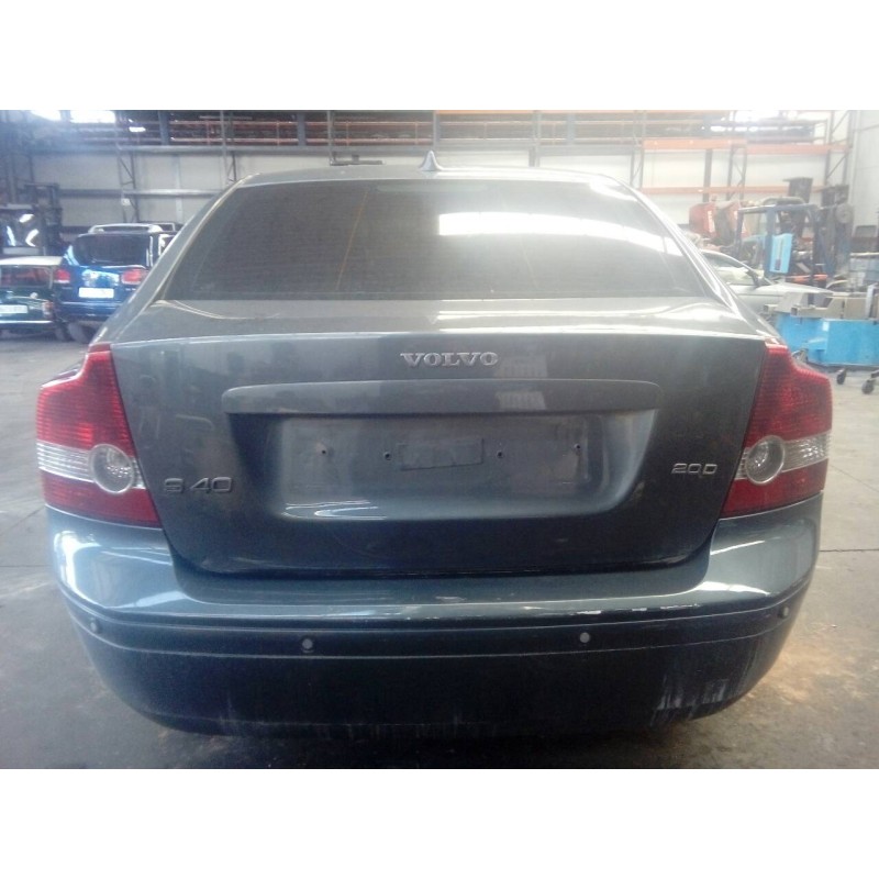 volvo s40 berlina del año 2005