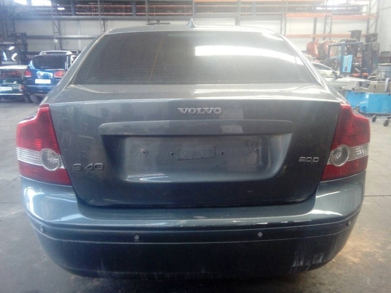 volvo s40 berlina del año 2005