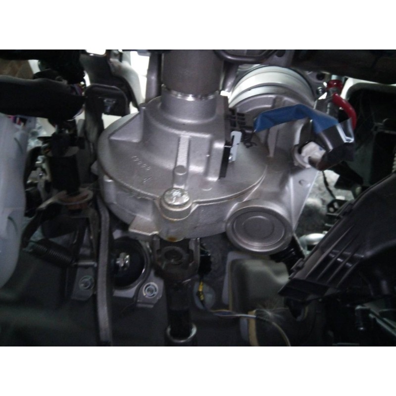 Recambio de columna direccion para toyota auris hybrid active referencia OEM IAM 4525002D51 6900002362 