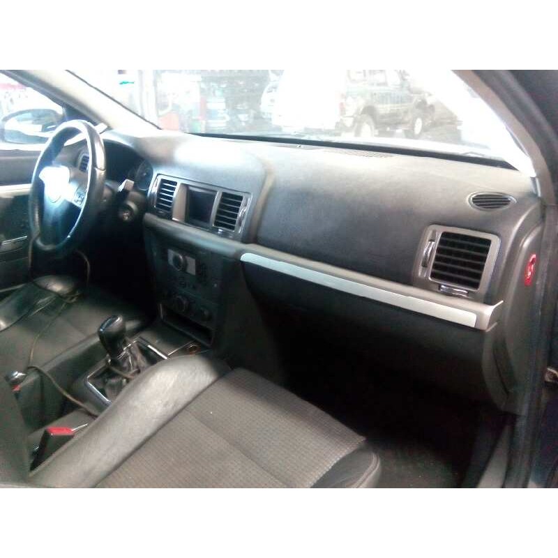 opel vectra c berlina del año 2008