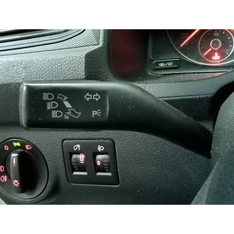 Recambio de mando intermitentes para volkswagen caddy furgón/kombi monoespace referencia OEM IAM   