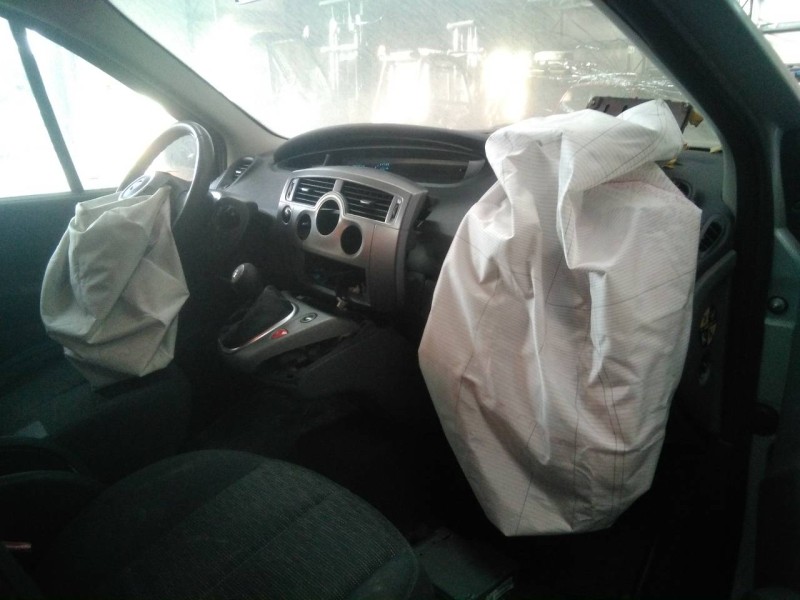 renault scenic ii del año 2008