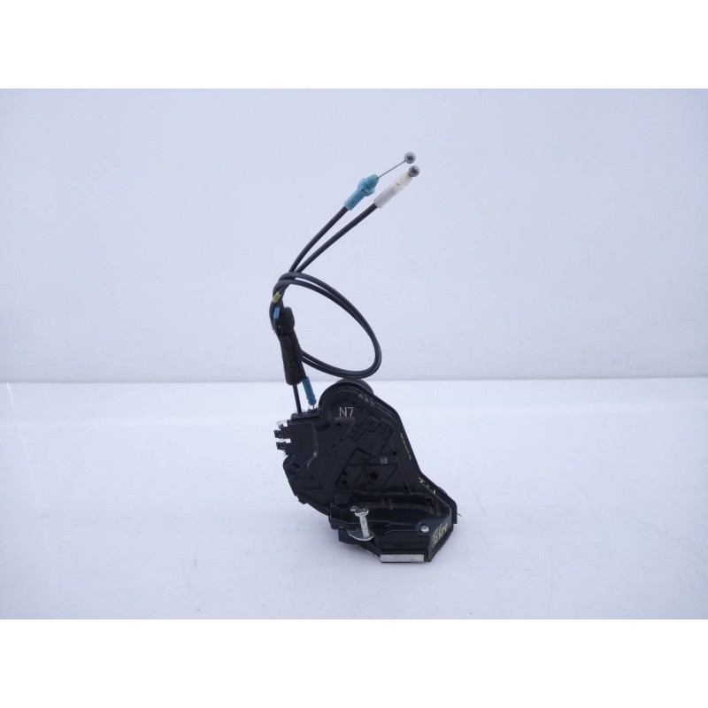 Recambio de cerradura puerta trasera izquierda para toyota prius+ eco referencia OEM IAM N700528033  