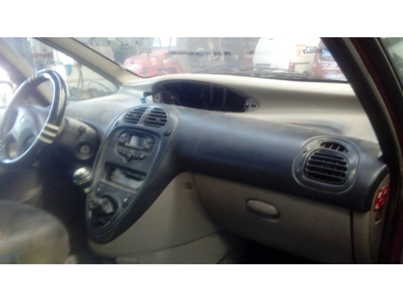 citroen xsara picasso del año 2002