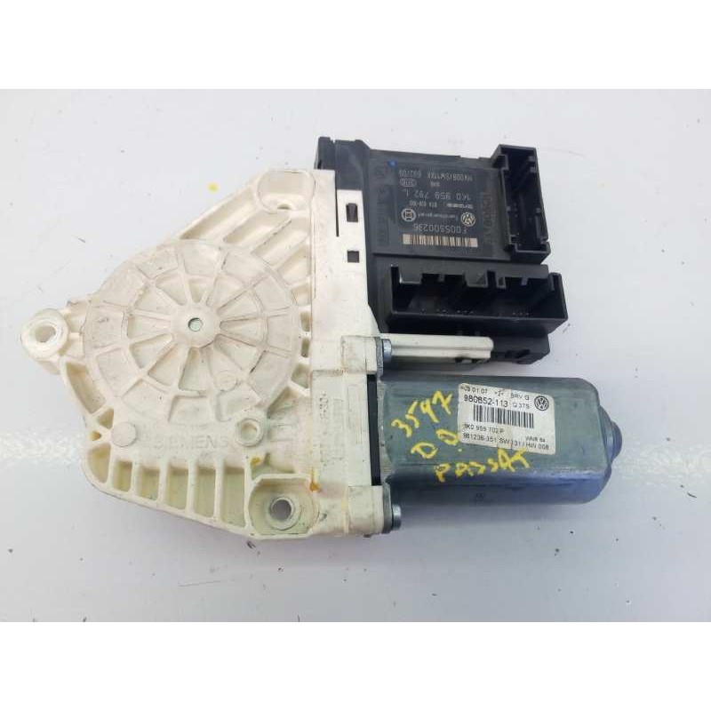 Recambio de motor elevalunas delantero derecho para volkswagen passat berlina (3c2) advance referencia OEM IAM 980852113 9927291