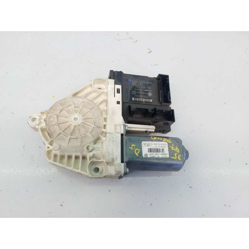 Recambio de motor elevalunas delantero izquierdo para volkswagen passat berlina (3c2) advance referencia OEM IAM 980851113  