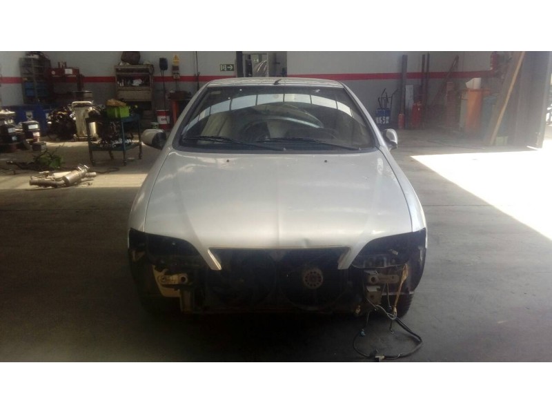 citroen xsara berlina del año 2000