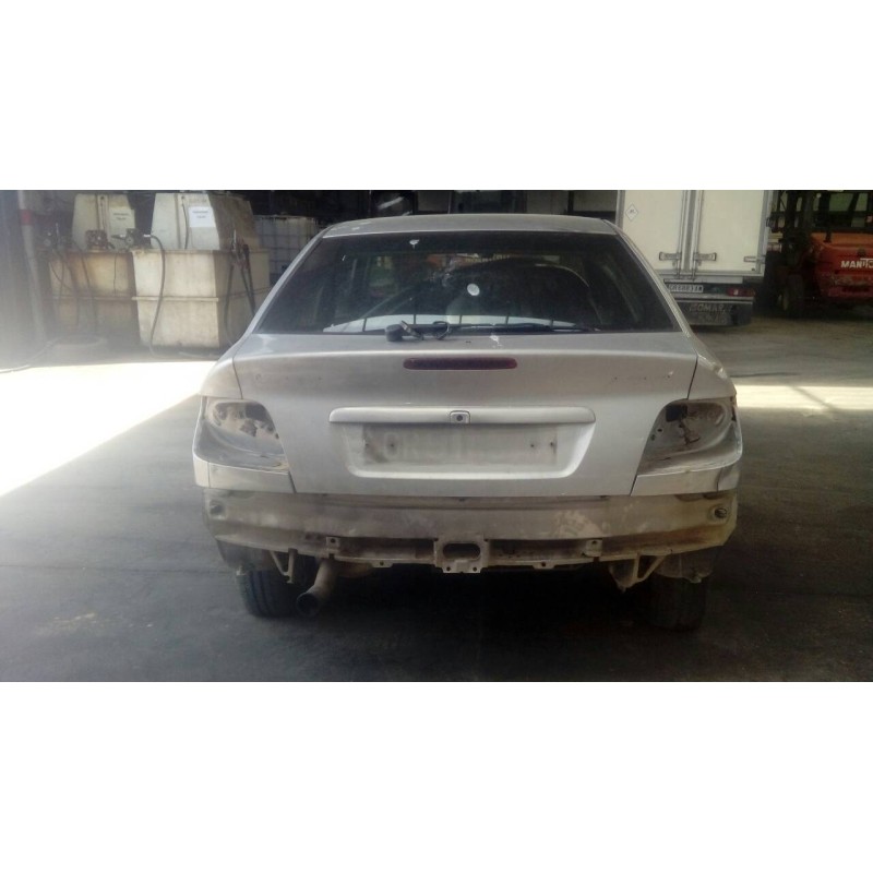 citroen xsara berlina del año 2000