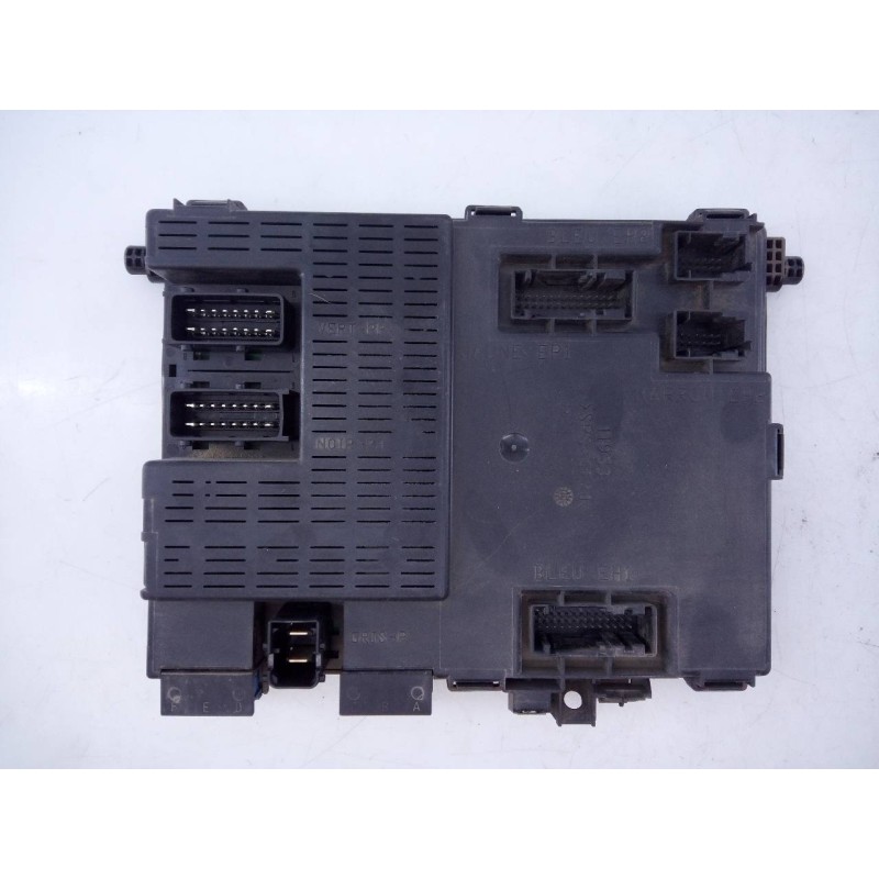 Recambio de caja reles / fusibles para citroen xsara berlina referencia OEM IAM 9646022780  