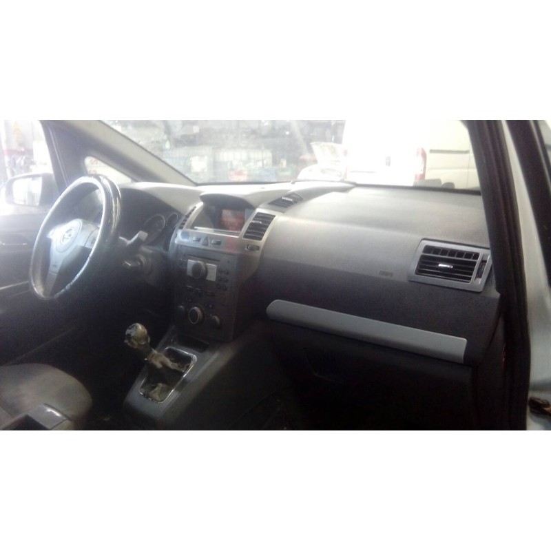 opel zafira b del año 2007
