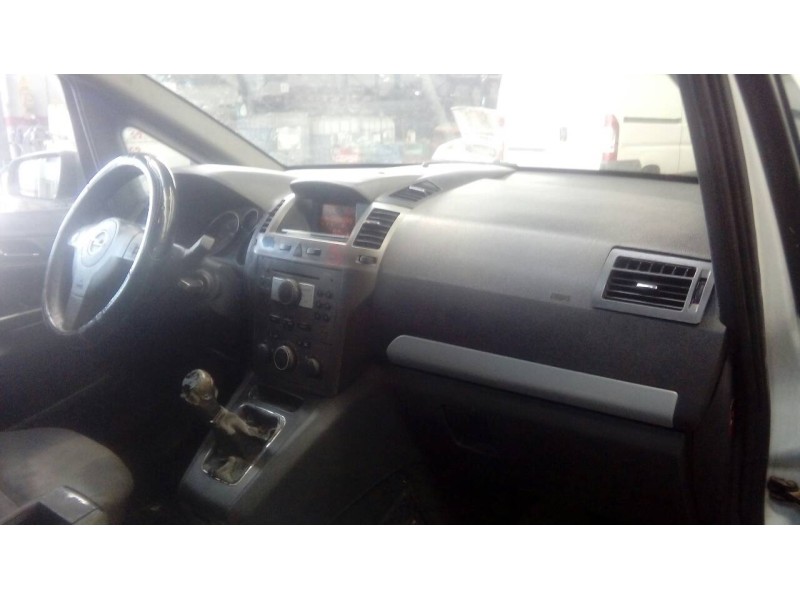 opel zafira b del año 2007