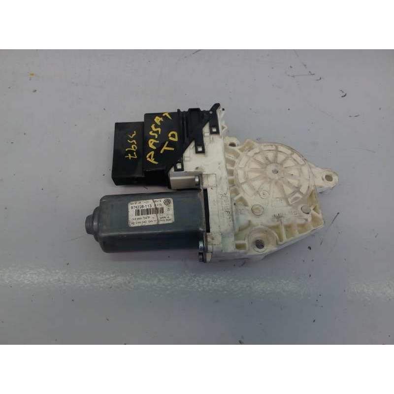 Recambio de motor elevalunas trasero derecho para volkswagen passat berlina (3c2) advance referencia OEM IAM 974228113  