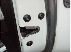 Recambio de cerradura puerta trasera derecha para chevrolet orlando lt+ referencia OEM IAM   