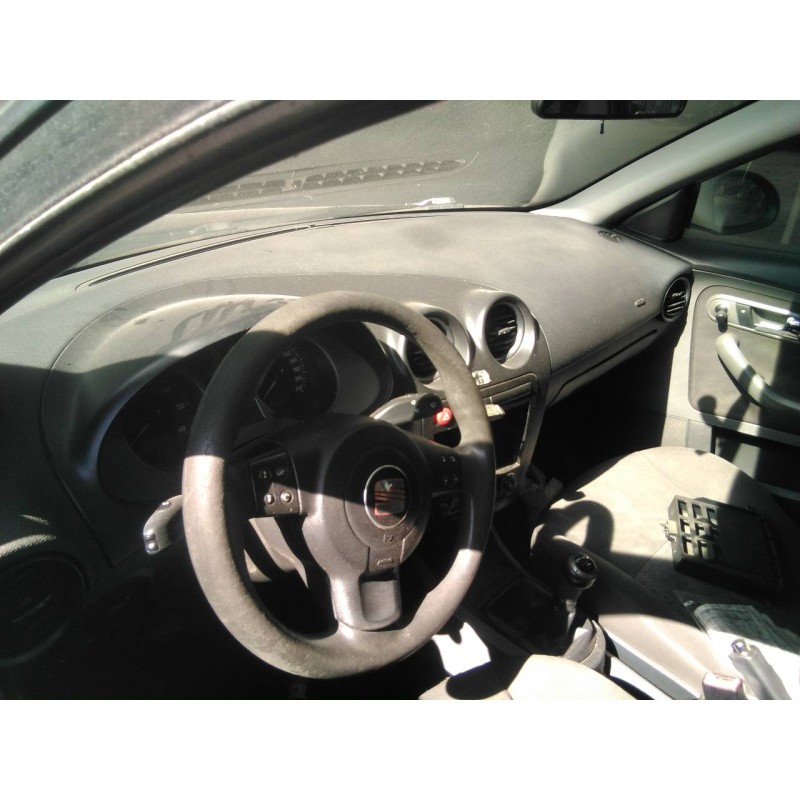 seat ibiza (6l1) del año 2007