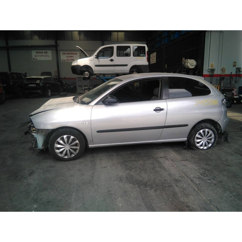 seat ibiza (6l1) del año 2004