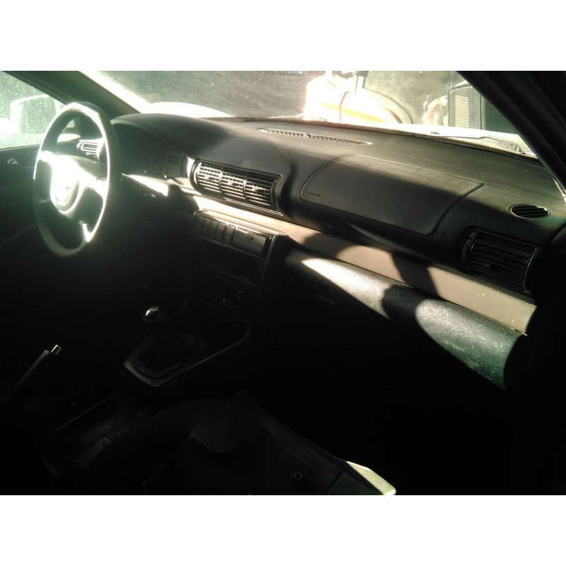 audi a4 berlina (b5) del año 1998