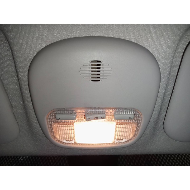 Recambio de luz interior para peugeot 207 active referencia OEM IAM   