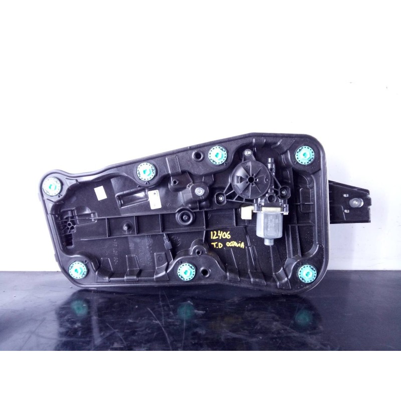 Recambio de elevalunas trasero derecho para skoda octavia lim. (nx3) vrs referencia OEM IAM 5Q0959802  