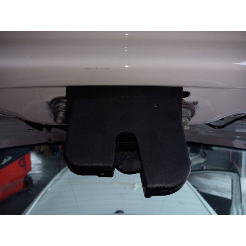 Recambio de cerradura maletero / porton para seat ibiza (kj1) style referencia OEM IAM   