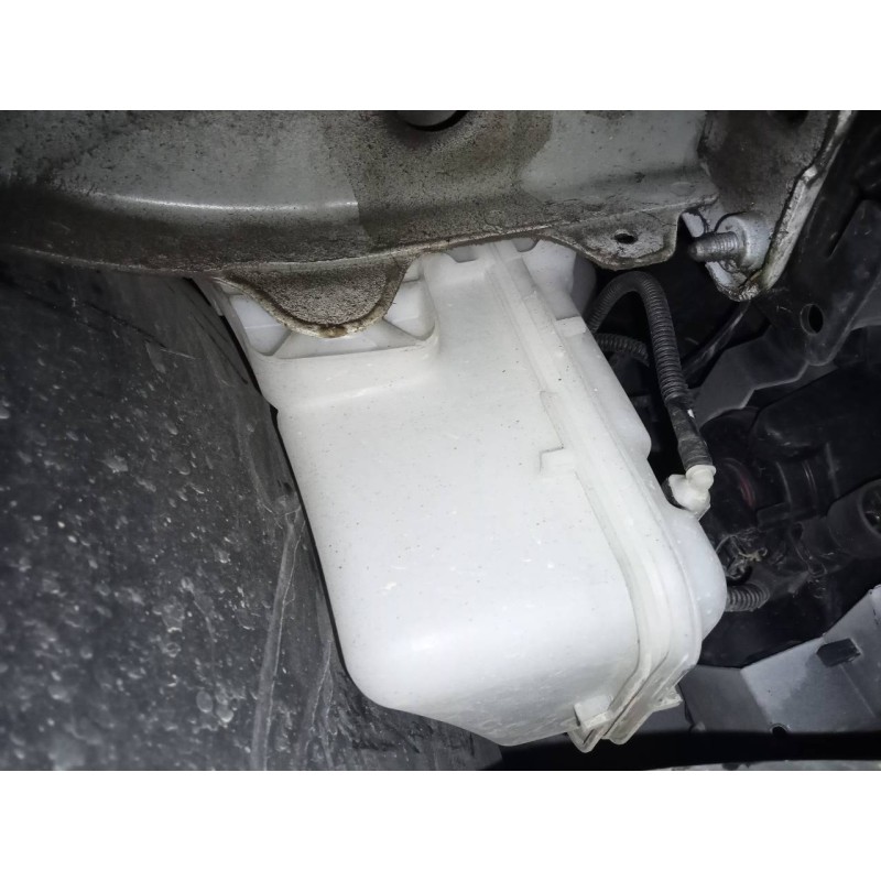 Recambio de deposito limpia para seat ibiza (kj1) style referencia OEM IAM   